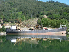 
'Seixinha' previously 'Madalena P.106.AL' on the River Douro, April 2012